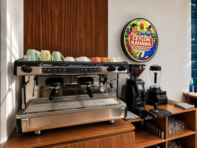 Espresso machine and coffee bar at Ceylon Kahawa Ella
